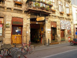 Budapest ruin pub 4